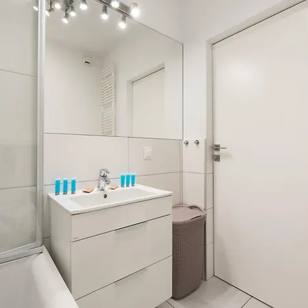 Business Mokotow Park 84 By Bookinghost * Warschau